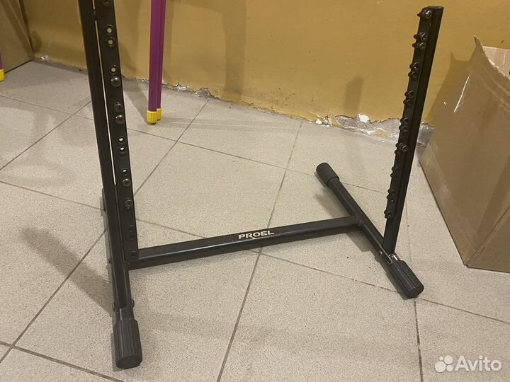 Рэковая стойка