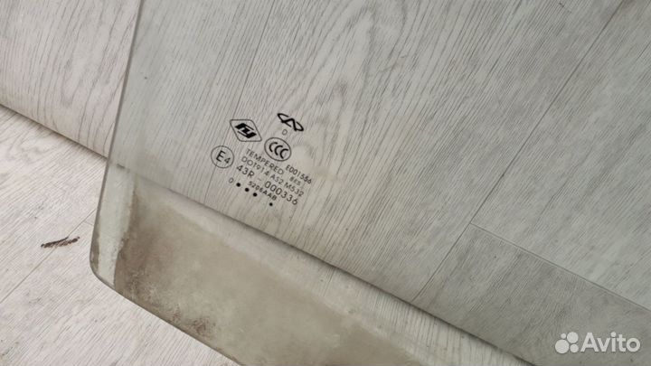 Стекло двери передней правой №27 Chery vortex Amul