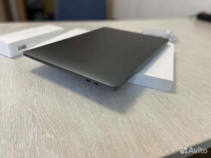 Ноутбук Xiami Book Pro 14 2022 (R7 6800H 16/512Gb)