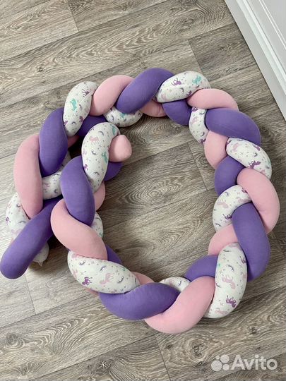 Бортик косичка в кроватку