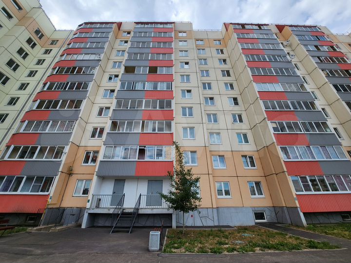 2-к. квартира, 61,9 м², 1/10 эт.