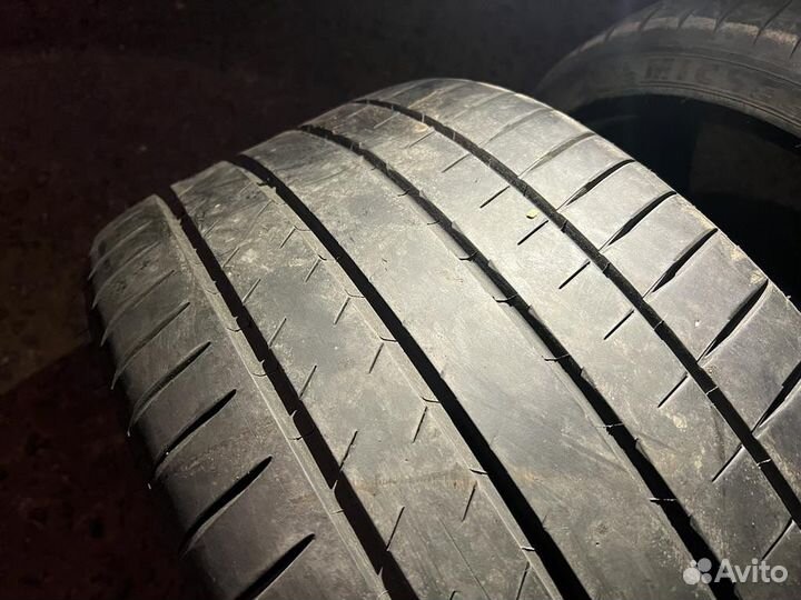 Michelin Pilot Sport 4 S 305/30 R20 и 285/30 R20