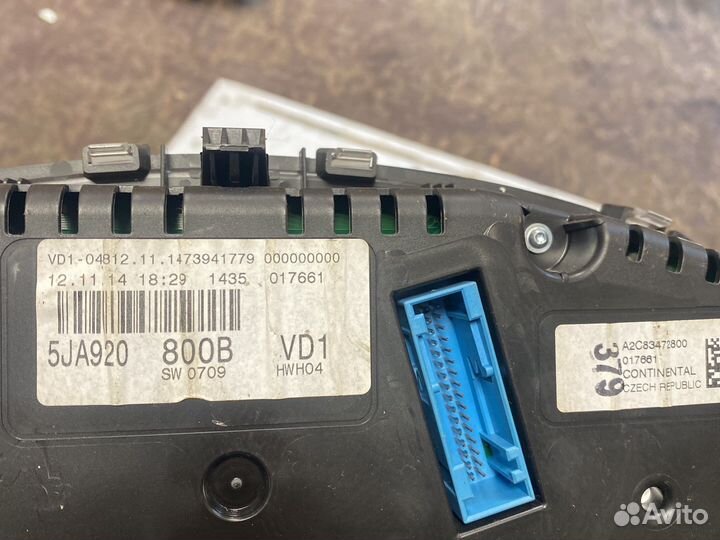 Панель приборов Skoda Rapid