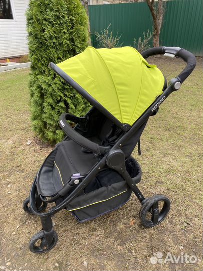 Прогулочная коляска Recaro