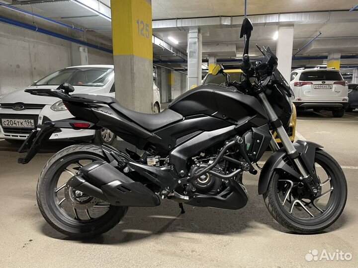 Баджадж Доминар 400