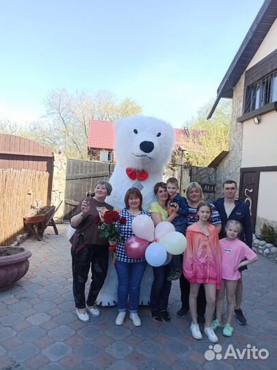 Праздничное поздравление от белого Мишки Мирошки