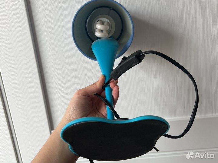 Лампа настольная