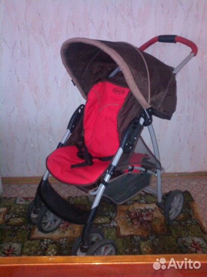 Продаю детскую коляску Graco