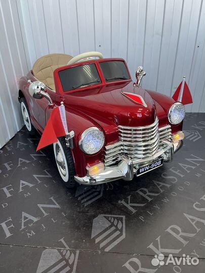 Детский электромобиль с пультом