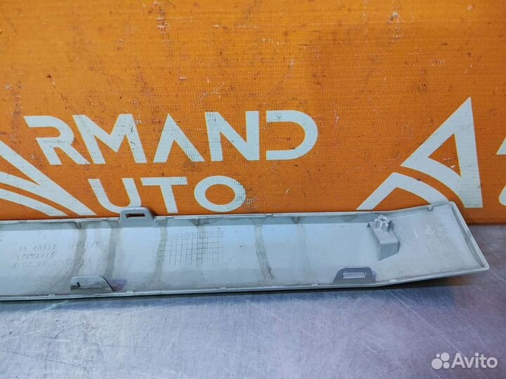 Накладка молдинга двери задняя левая Mitsubishi