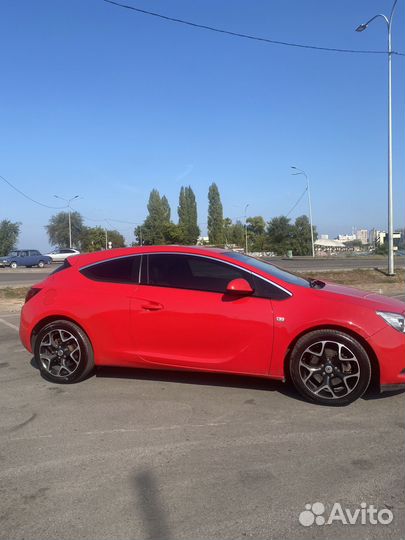 Opel Astra GTC 1.4 AT, 2013, 104 500 км