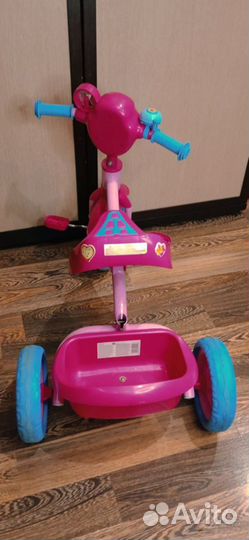 Детский трехколесный велосипед
