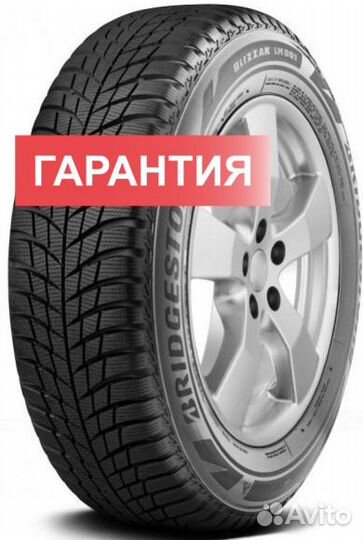 Bridgestone Blizzak LM-001 215/65 R17