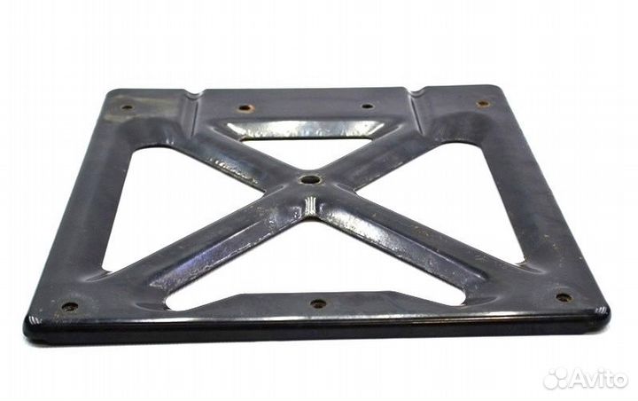 Кронштейн крыла переднего моста, правый volvo FH