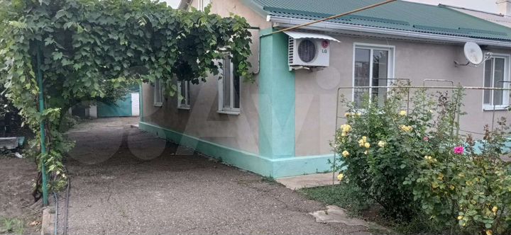 4-к. квартира, 95 м², 1/1 эт.