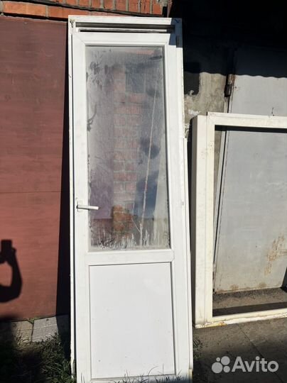 Пластиковые окна и балконные двери б/у