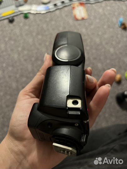 Вспышка камеры canon