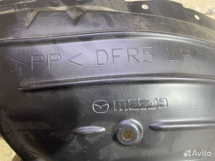 Подкрылок DFR556140