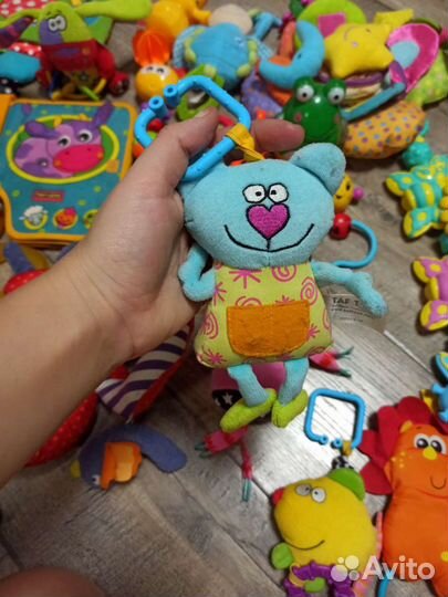 Развивающие игрушки для малышей