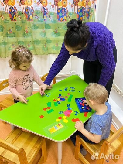 Занятия с логопедом. Логопед