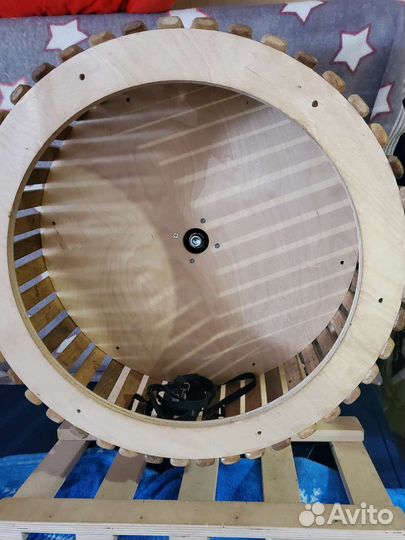 Колесо для грызунов деревянное