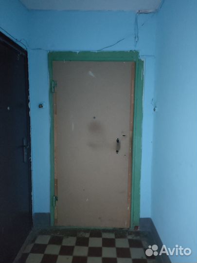 Металлическая дверь бу