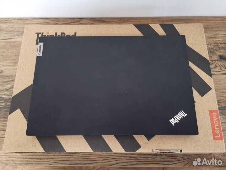 Lenovo Thinkpad E15 Gen 4 21ED006URT