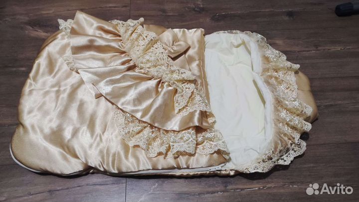 Конверт на выписку новорожденного