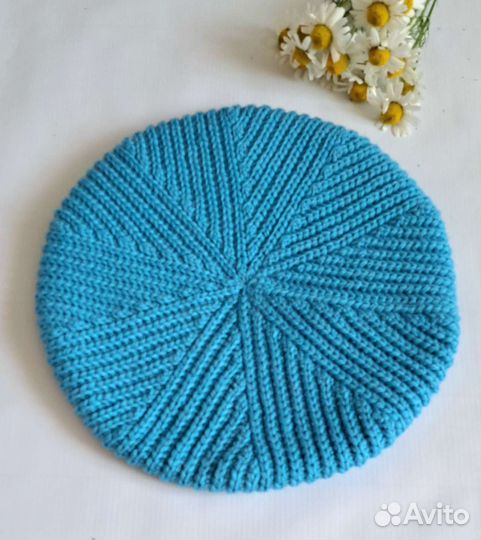 Берет вязаный
