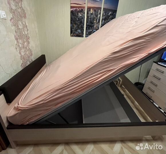 Кровать 160х200 б/у с хранением