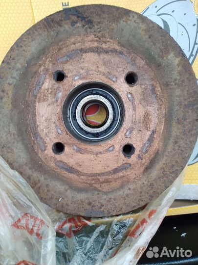 Тормозные барабанные диски б.у на Рено Логан 2