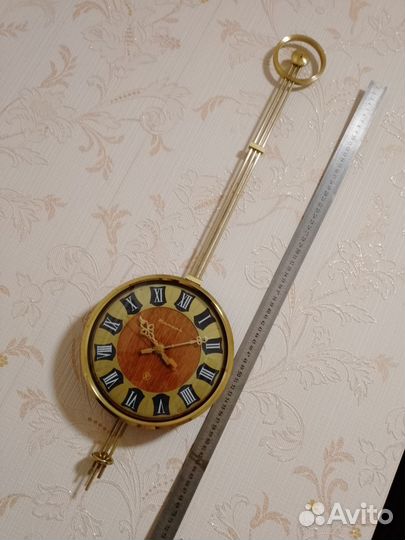 Часы настенные кварцевые СССР