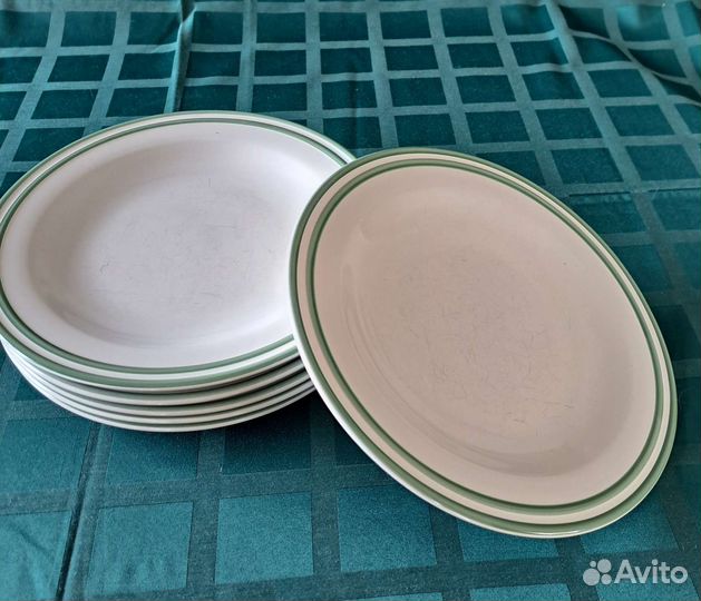 Тарелки обеденные фарфор