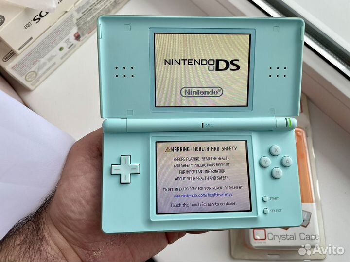 Nintendo DS Lite (комплект)