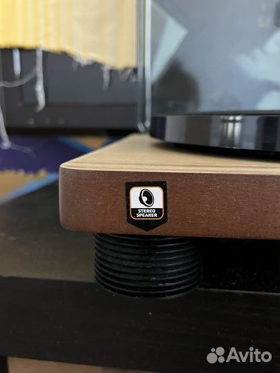 Виниловый проигрыватель lenco