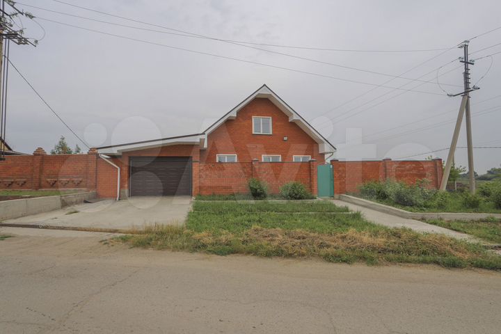 Дом 206,2 м² на участке 10 сот.