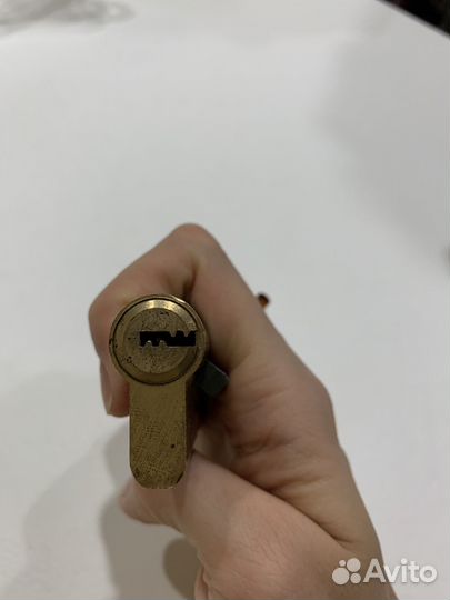 Личинка для замка