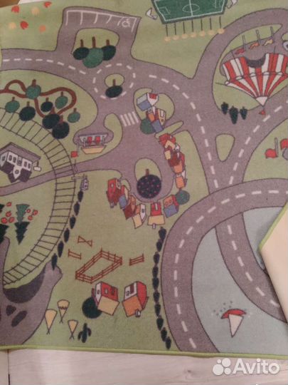 Ковер детский р.130см длина, 130см ширина