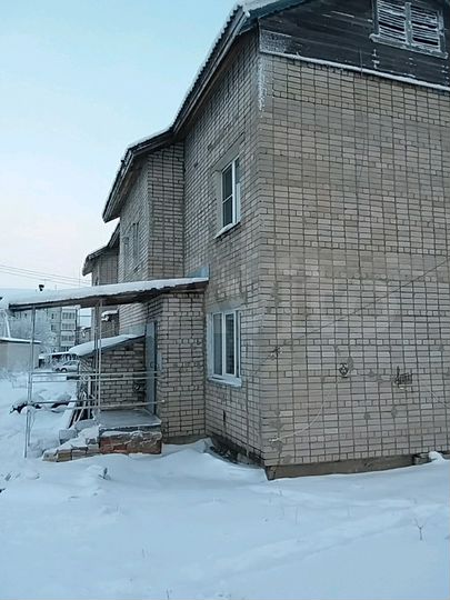 4-к. квартира, 101 м², 2/2 эт.