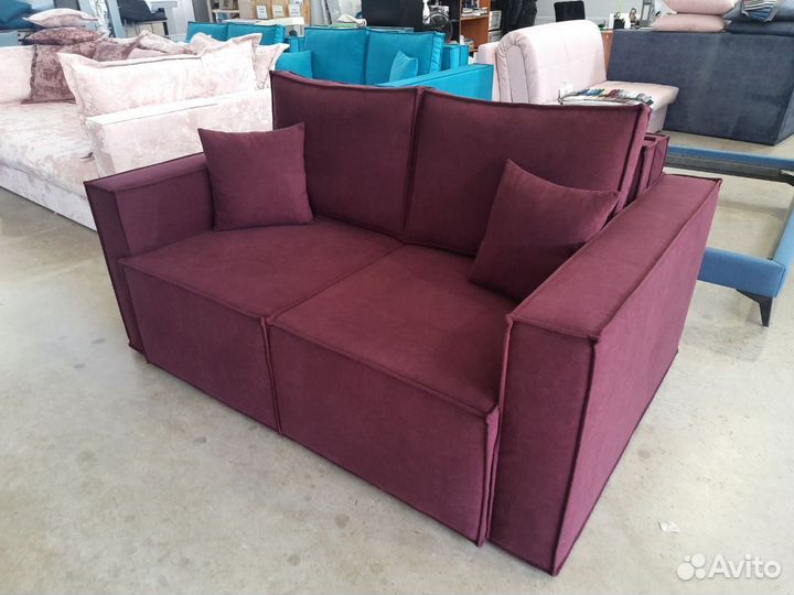 Диван с ящиком для хранения