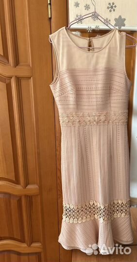 Нарядное платье