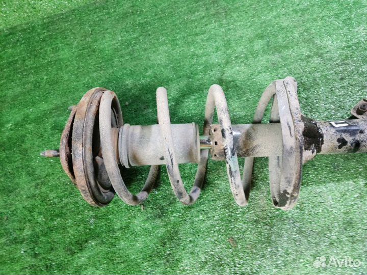 Стойка передняя правая Mitsubishi Lancer 9 седан