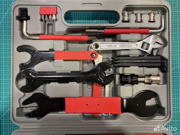 Набор инструментов для ремонта велосипеда