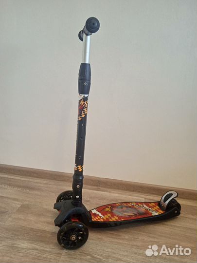 Самокат детский трехколесный rush action