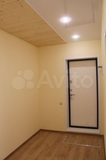 Дом 100 м² на участке 8 сот.