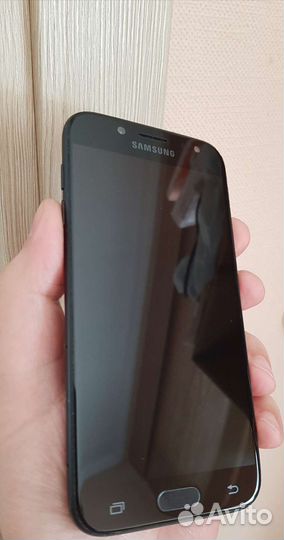 Телефон Samsung SM-J530FN