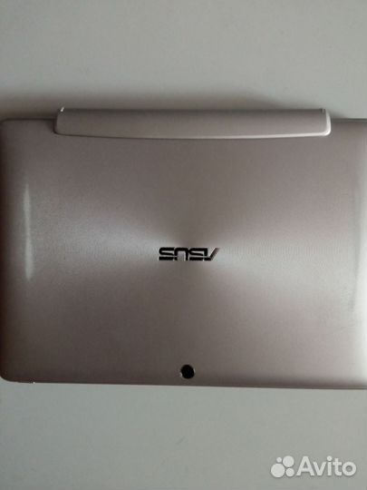 Планшет Asus Transformer TF300T
