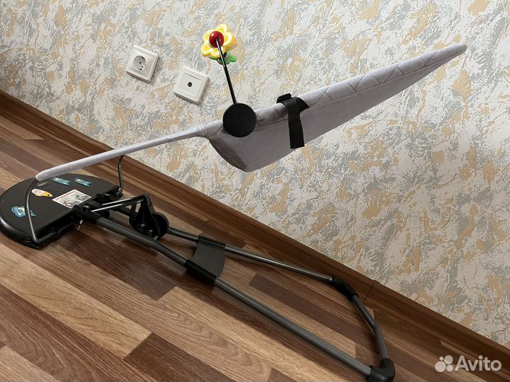 Шезлонг детский