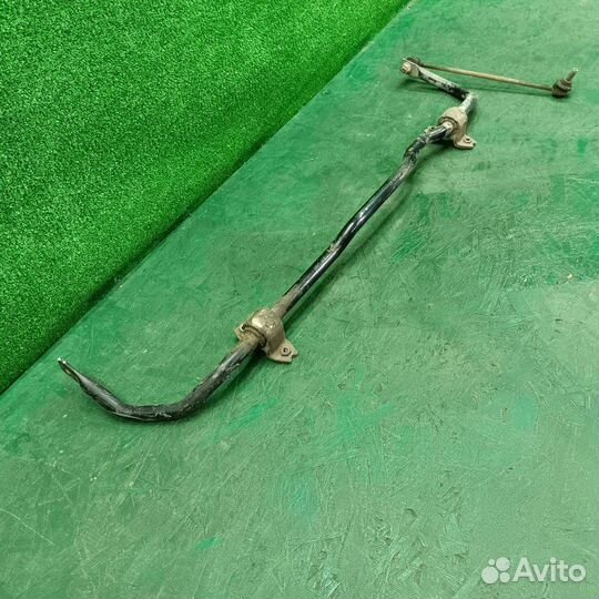 Стабилизатор передний Volkswagen Golf 5 2007