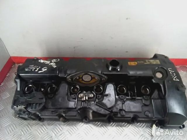 Клепанная крышка n52b25 BMW f10